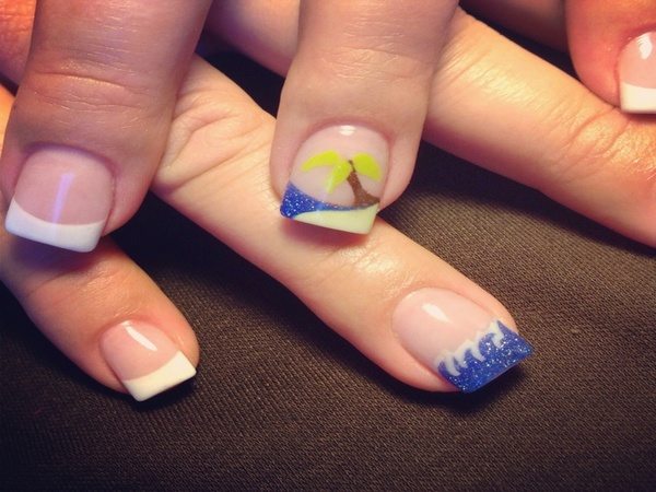 Απλά νύχια με Tropical Island Nail και One Wave Nail Tip