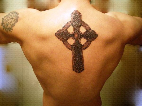 Idées de tatouage de croix