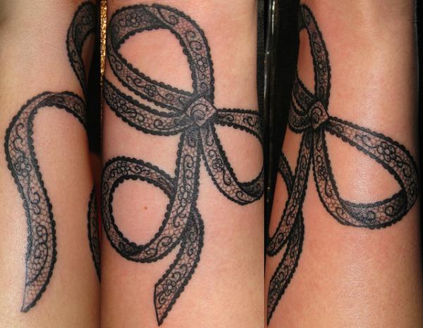 Δαντέλα Bow Tattoo