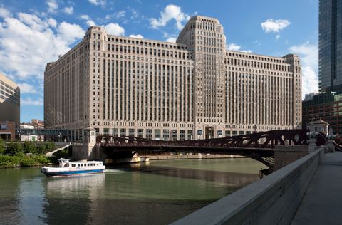 merchandise mart חיצוני