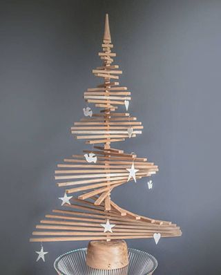 Sapin de Noël alternatif en chêne