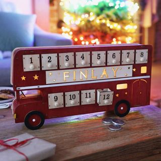 Εξατομικευμένο Vintage ξύλινο LED Bus Advent Calendar