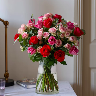 Roses Roses Mixtes Saint Valentin (Livraison à partir du 9 février 2021)