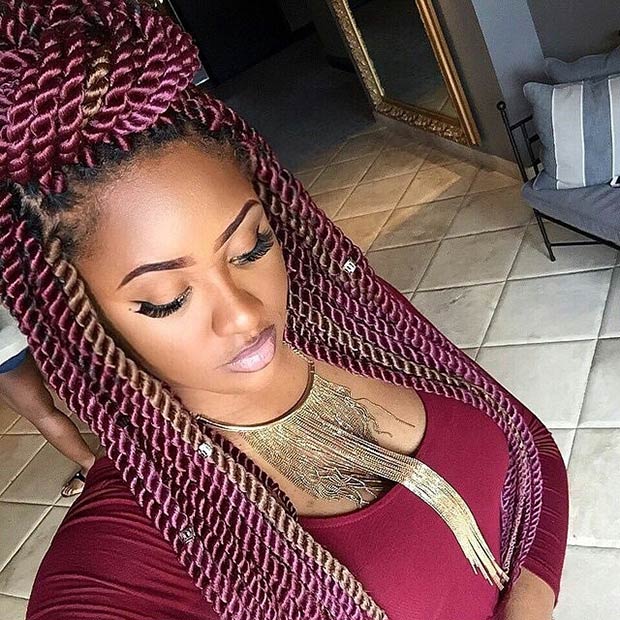 Bourgogne Kinky Twists Half Updo