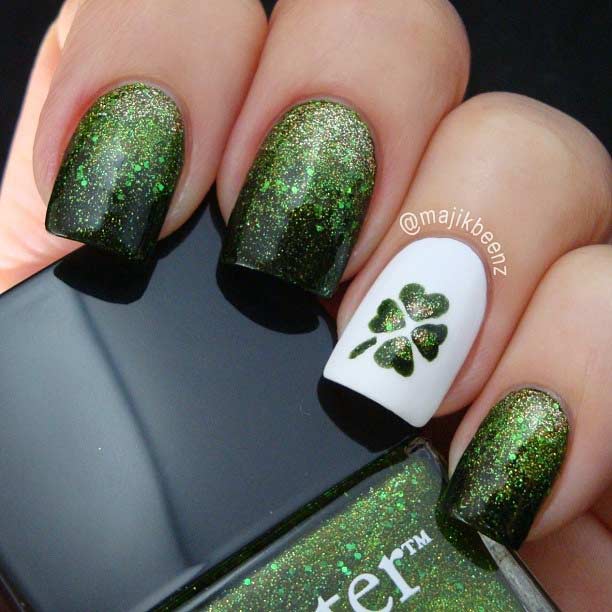 Green Glitter Nails and Clover Accent Nail