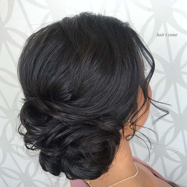 די Quinoeanera Updo