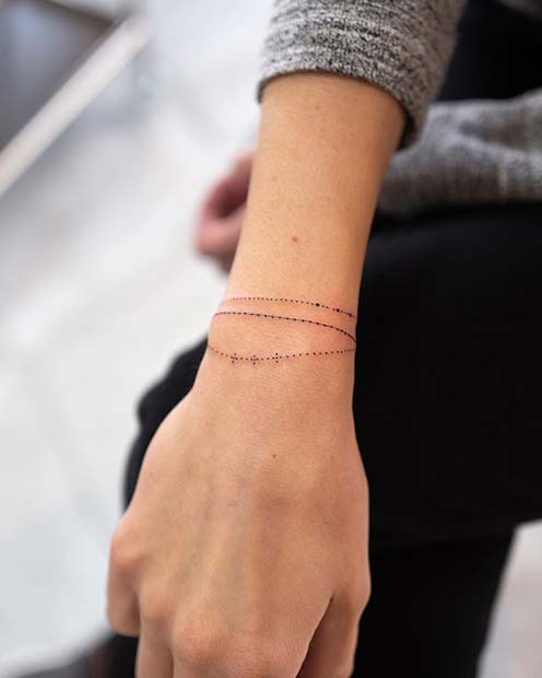 Tatouages ​​​​de bracelet de poignet délicat