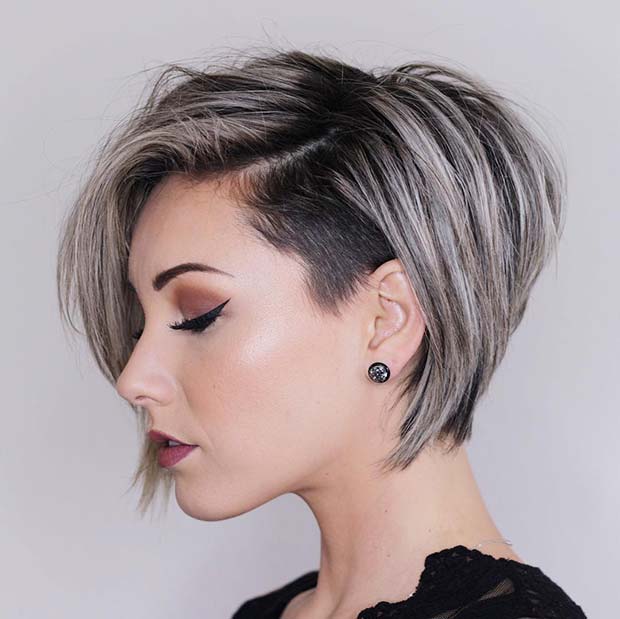 Undercut chic avec des reflets