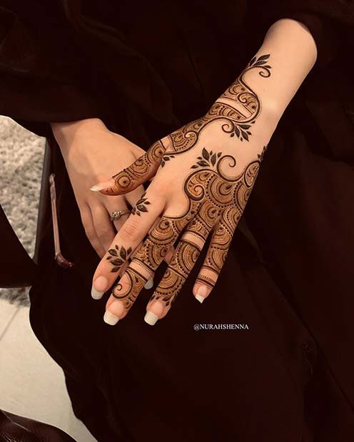 Conception unique de la main au henné