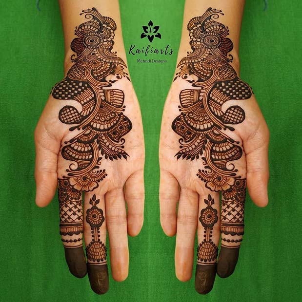 Henna Design on Fingers to Wrists