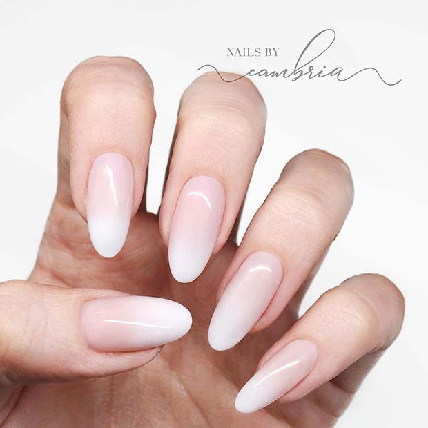 Κομψά Nude Ombre Nails