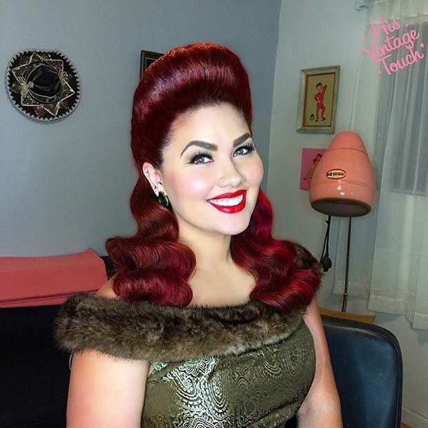 Pin Up Pompadour Coiffure