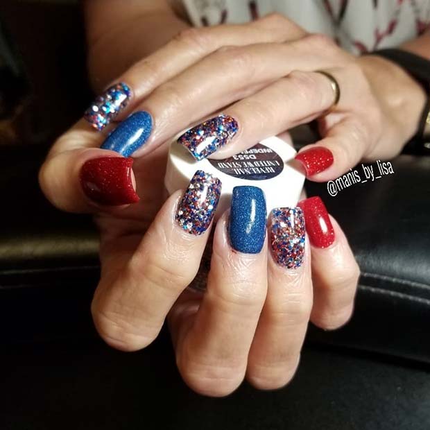 Κόκκινο και μπλε Glitter Nail Design