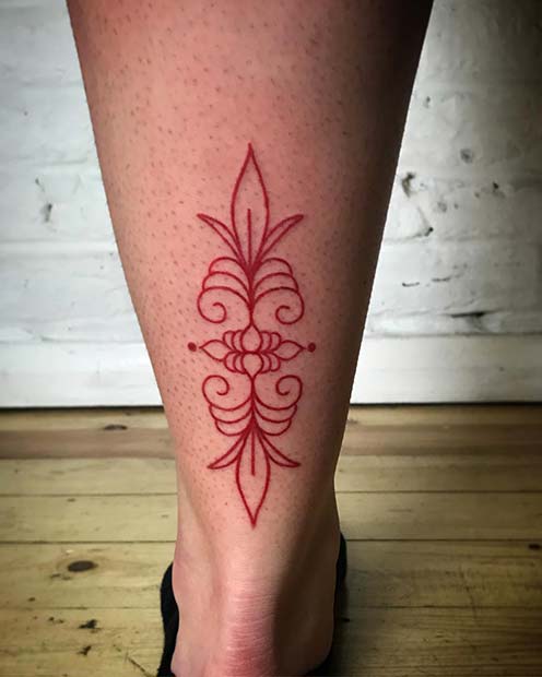 Conception de tatouage rouge élégant