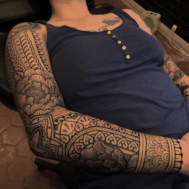 Idée de tatouage à manches tribales