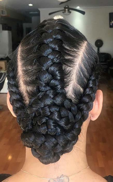 האלה צמות Updo