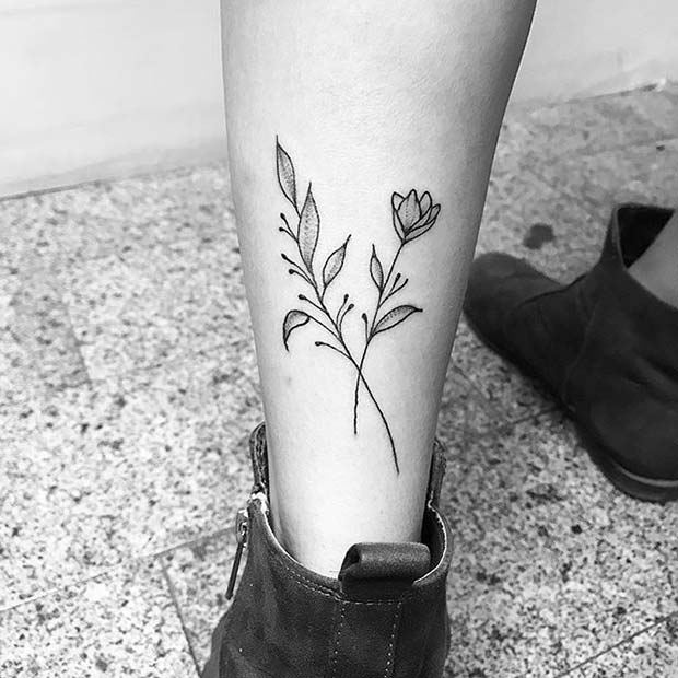 Conception florale simple pour des idées de tatouage de fleurs pour les femmes