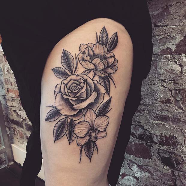 Tatouage Floral Cuisse