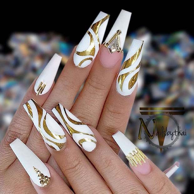 Nail Art Unique en Or