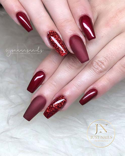 Ματ και Glitter Nail Design