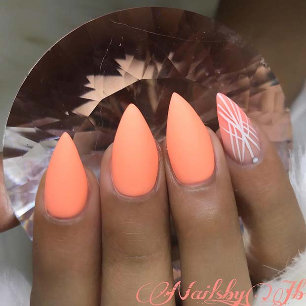 Ongles Orange Néon Mat