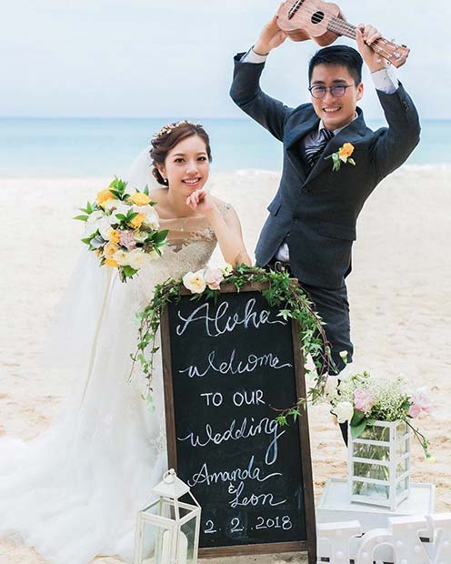 רעיון שלט לחתונה על החוף