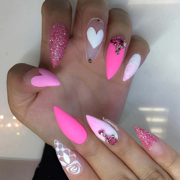 Ongles Stiletto roses et blancs mignons