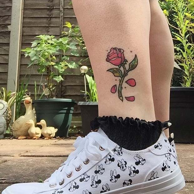 Tatouage rose enchanté pour les petites idées de tatouage Disney