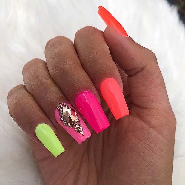 Neon Nails για το καλοκαίρι