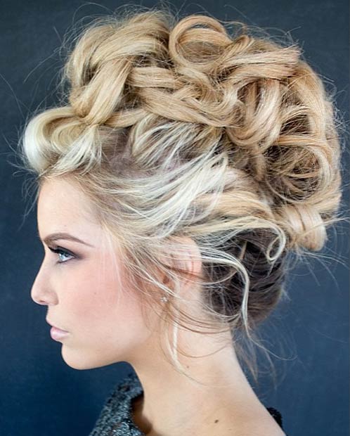 Bouclés & Chignon désordonné