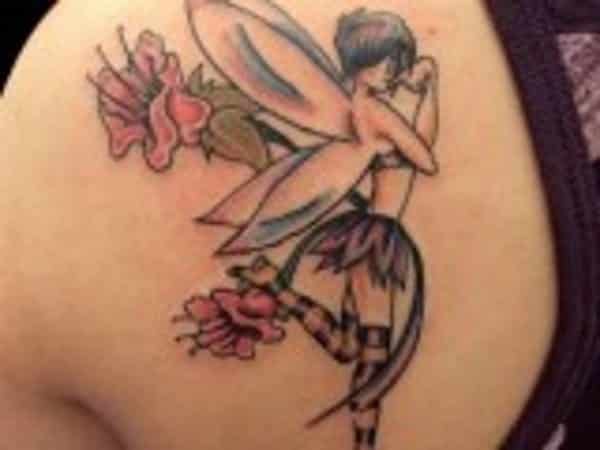 idées de tatouage d'épaule pour les femmes