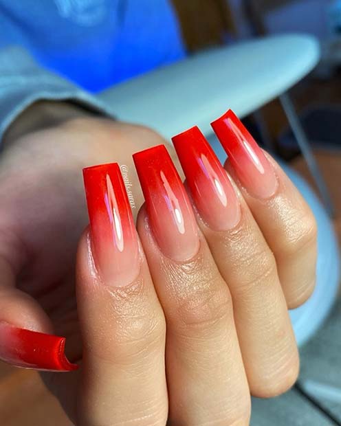 Ongles ombrés rouges élégants