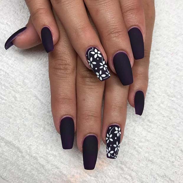 Λευκό Floral Nail Art για ματ σχέδια νυχιών για το φθινόπωρο