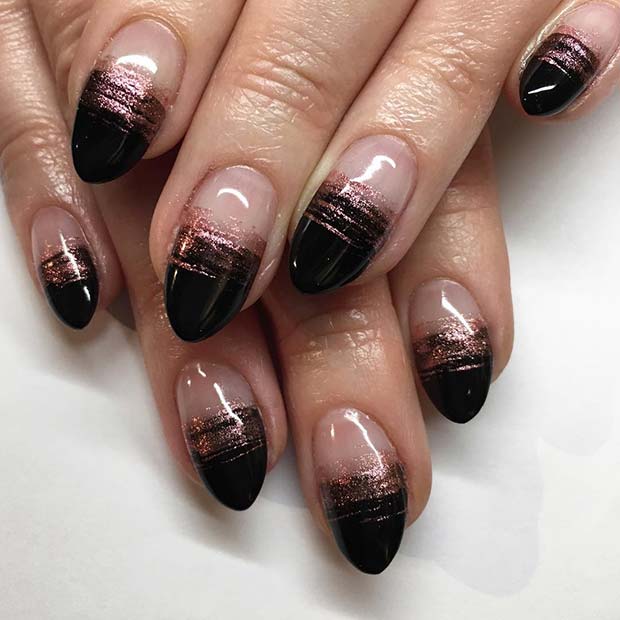 Beaux ongles noirs et or rose