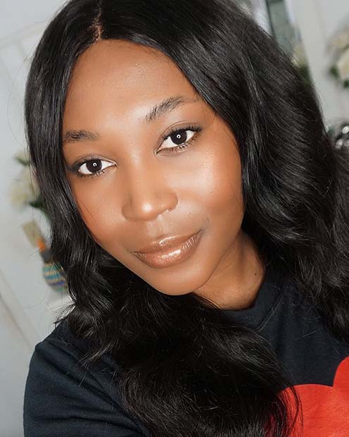 Maquillage naturel subtil pour les femmes noires