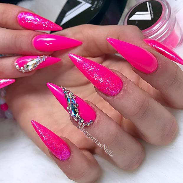 Ongles Stiletto Rose Fluo