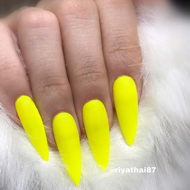 Ongles Jaune Néon Mat