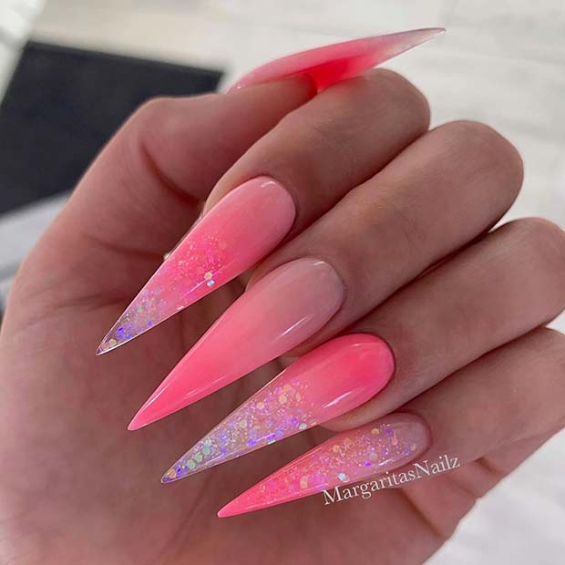 Παστέλ Ροζ Stiletto Nails