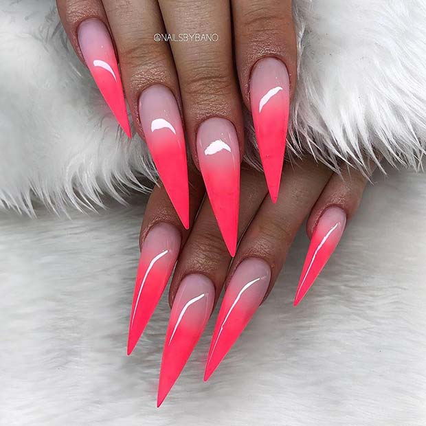 Ongles Stiletto Ombre Rose Audacieux