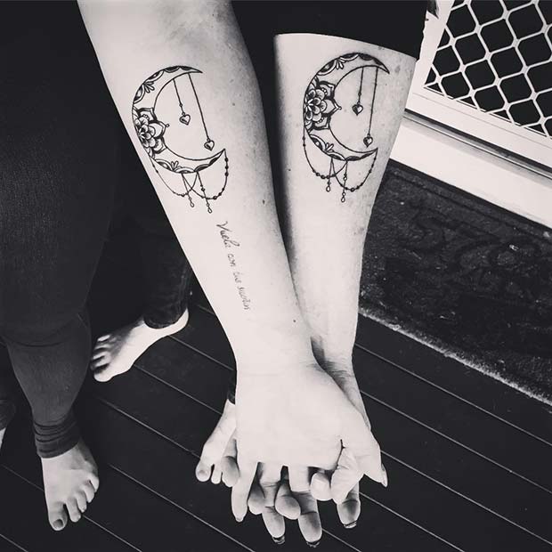 Tatouages ​​​​assortis de lune pour les tatouages ​​​​de mère-fille populaires