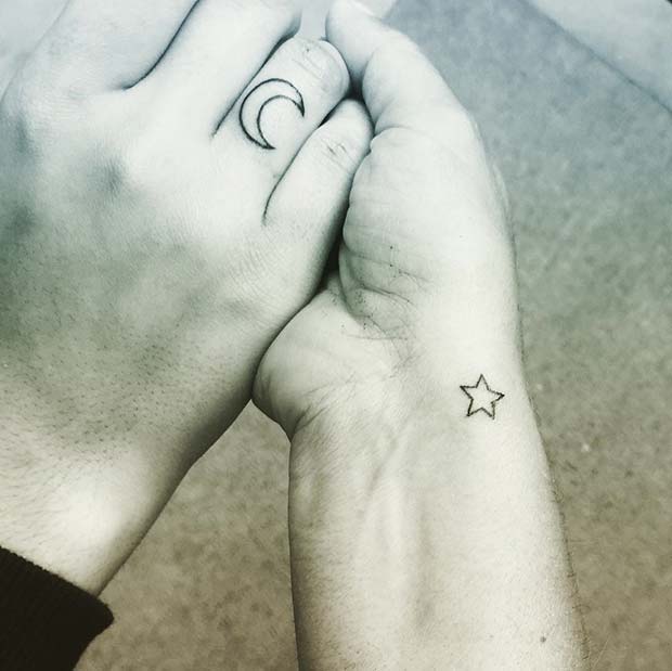 Τατουάζ φεγγάρι και αστέρι για δημοφιλή τατουάζ μητέρας κόρης