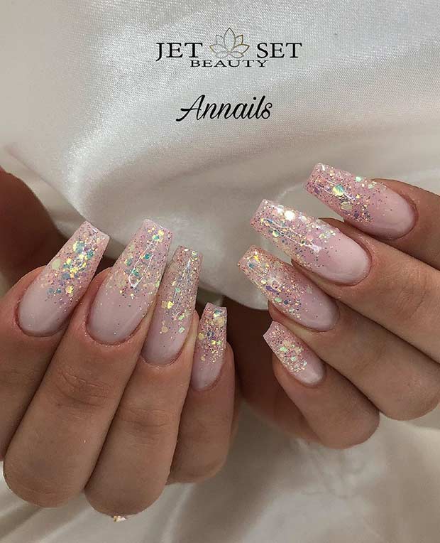 Κομψά Glitter Ombre Nails