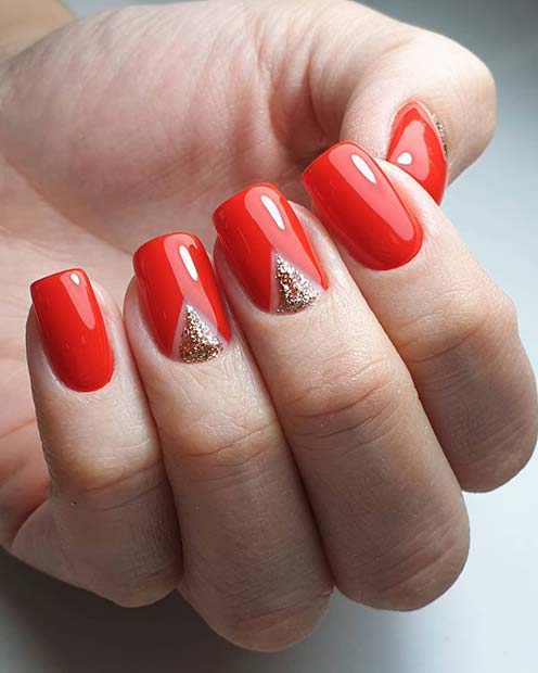 Κόκκινα νύχια με Glittery Nail Art
