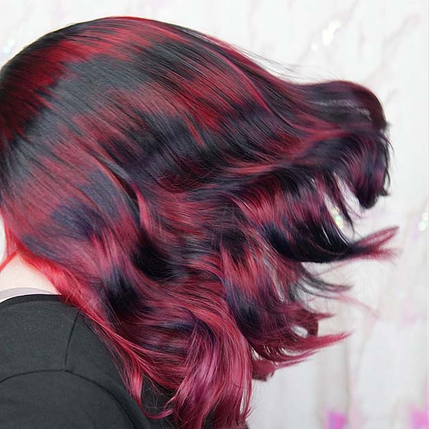Cheveux noirs et roux uniques