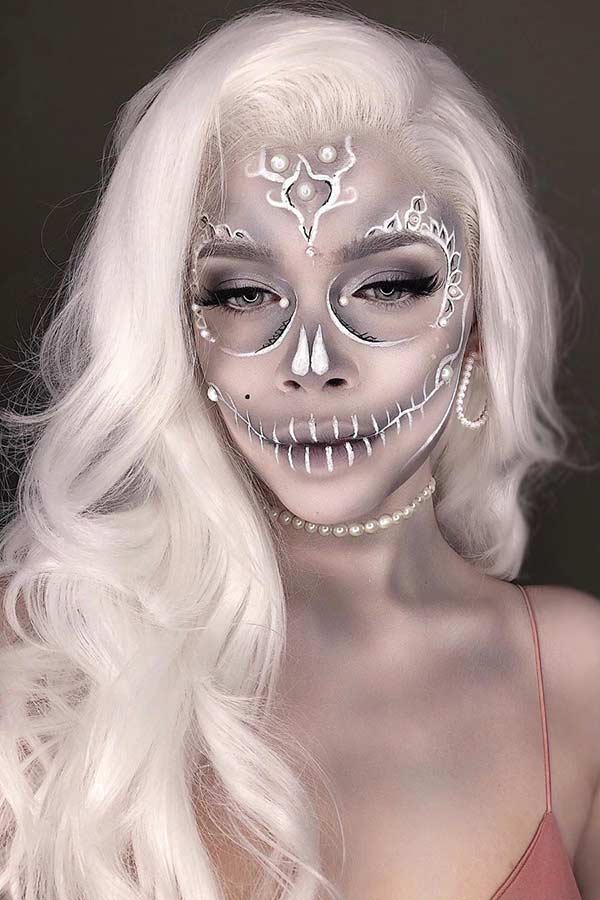 Maquillage Halloween Crâne Blanc Sexy