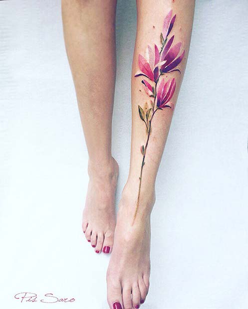 פרח מגנוליה - קעקועי רגליים לנשים