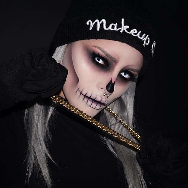 Idée de maquillage Halloween squelette effrayant pour les femmes
