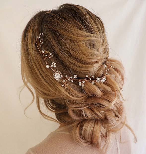 Chignon tressé bohème lâche et élégant