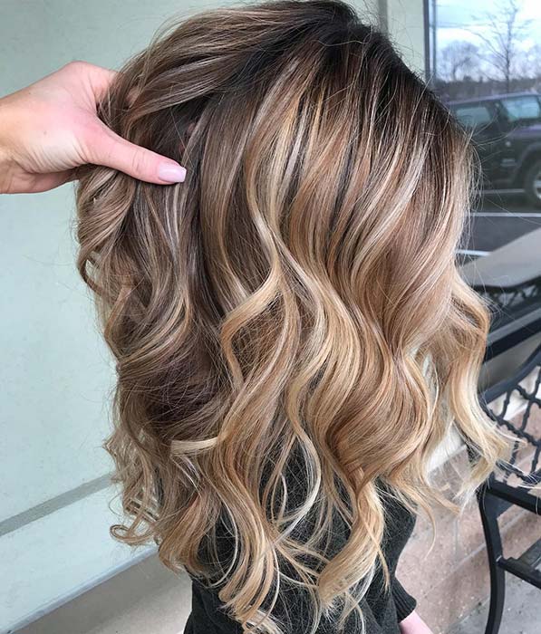 Καραμέλα και Light Blonde Highlights