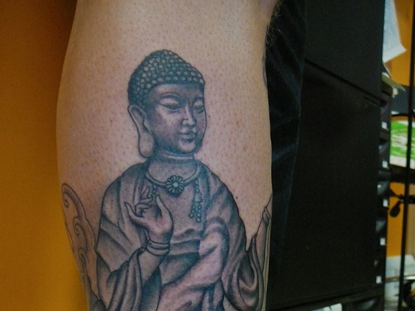 Βουδιστικό τατουάζ με μολύβι